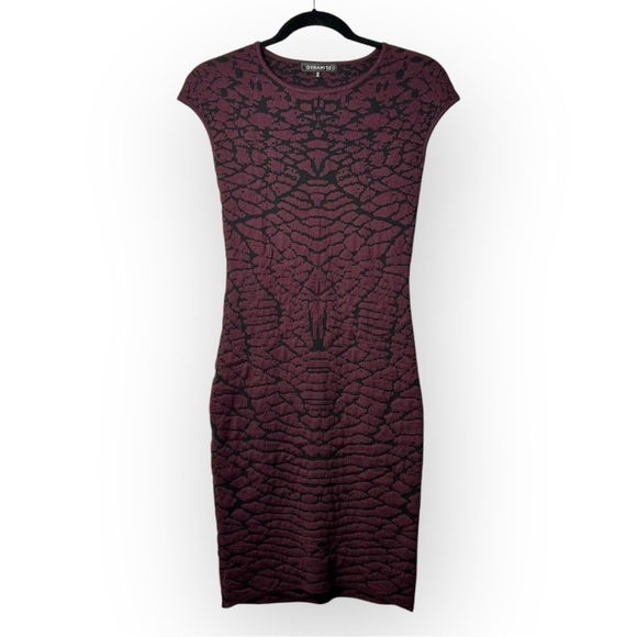 Dynamite Sleeveless Bodycon Wine Dress S - Picture 1 of 6
